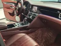 Flying Spur 2022 4.0T V8 Standard Edition — миниатюра 18