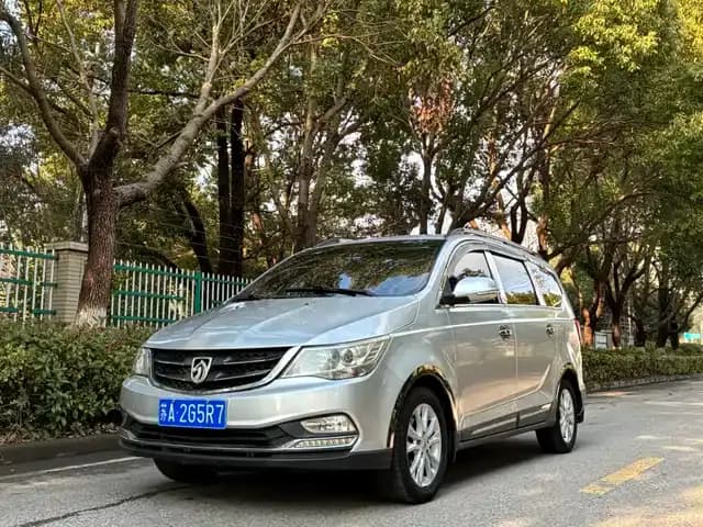 Baojun 730 2016 1.5L Manual Comfort 7-Seater National V Emission Standard
