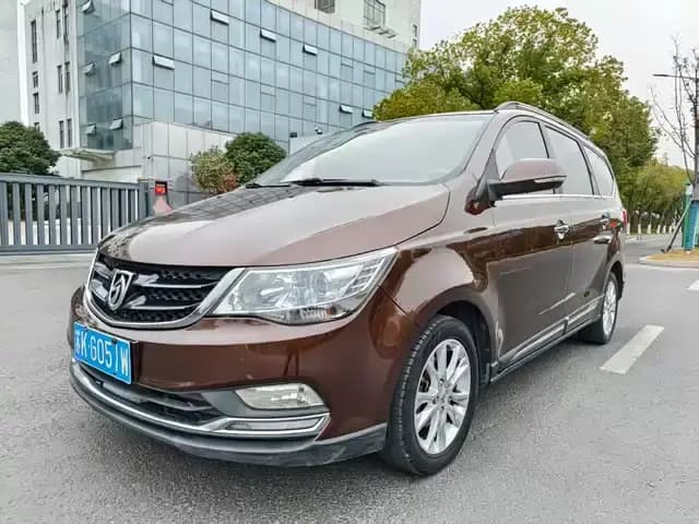 Baojun 730 2016 1.5L Manual Comfort 7-Seater National V Emission Standard