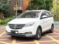 Baojun 730 2019 1.5L Manual Fashion 7-Seater National V Emission Standard — миниатюра 1