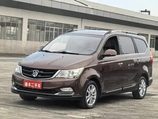 Baojun 730 2016 1.5L Manual Comfort 7-Seater National V Emission Standard
