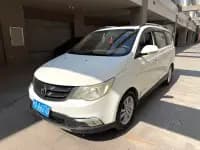 Baojun 730 2016 1.8L Manual Deluxe 7-Seater — миниатюра 1