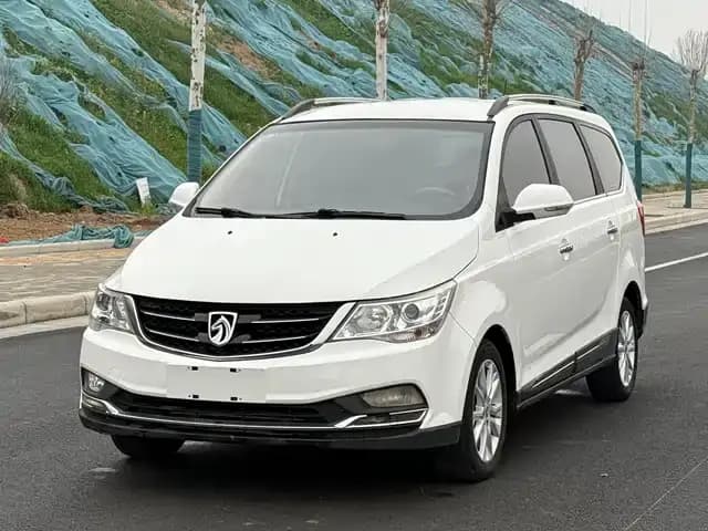 Baojun 730 2016 1.5T Manual Comfort 7-Seater