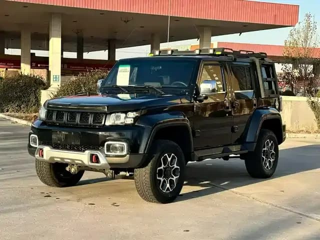 Beijing BJ40 2018 PLUS 2.3T Automatic 4WD Premium Edition (National V Emission Standard)