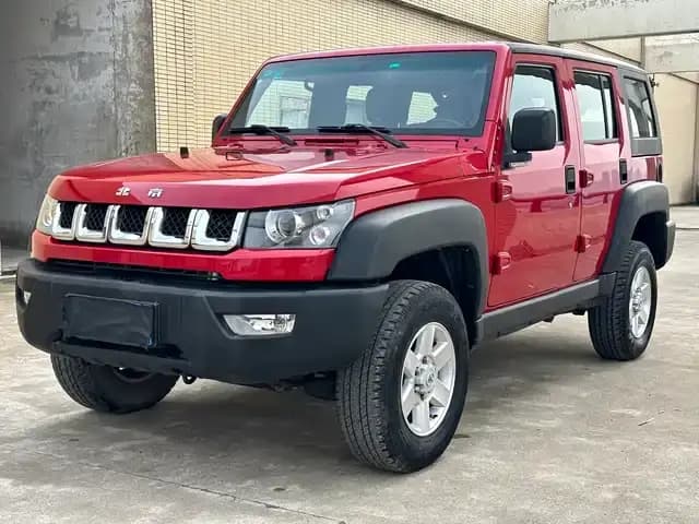 Beijing BJ40 2016 40L 2.0T Manual 2WD Luxury Edition