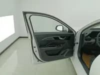 Bestune B70 2025 Dragon Edition 1.5T Enjoyment Model — миниатюра 7