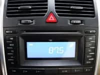 Beijing Automotive E-Series 2013 Sedan 1.5L Automatic Comfort Edition — миниатюра 21