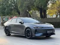 Changan UNI-V 2024 1.5T Premium Edition — миниатюра 3