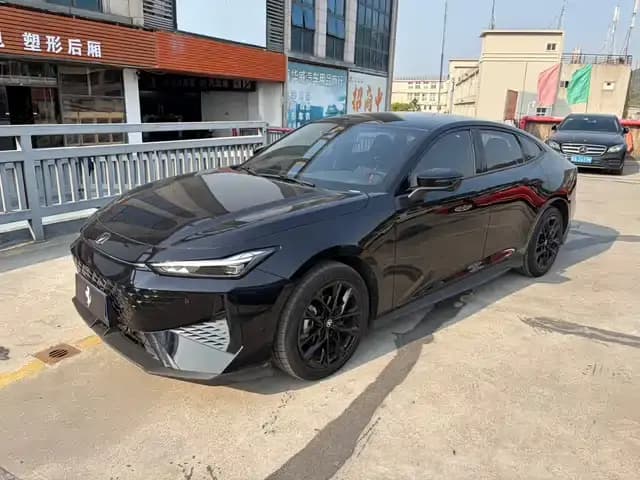 Changan UNI-V 2024 1.5T Premium Edition