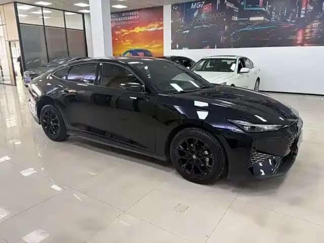 Changan UNI-V 2024 1.5T Premium Edition