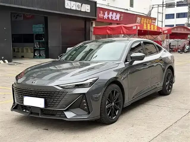 Changan UNI-V 2023 1.5T Sport Edition