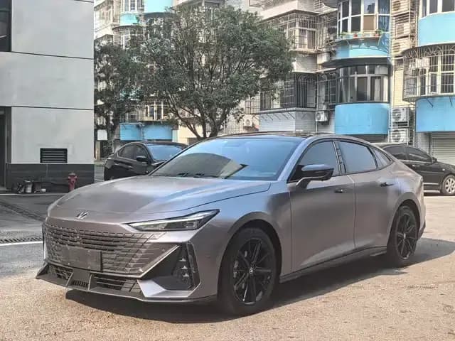 Changan UNI-V 2022 1.5T Premium Edition