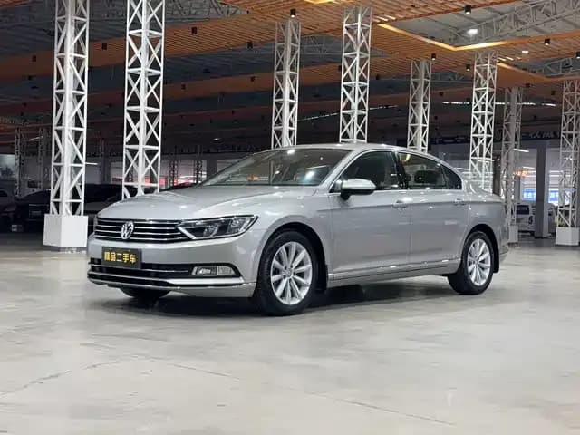 2017 Volkswagen Magotan 330TSI DSG Leading Edition