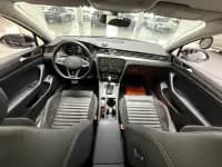 2020 Volkswagen Passat 330TSI DSG Leading Edition — миниатюра 14