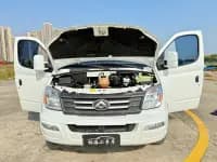 Xintu V80 2023 2.0T PLUS Manual City Edition Short Wheelbase Ultra-Low Roof 5/6 Seats — миниатюра 23