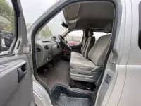 Xintu V80 2018 2.5T 6-speed manual elite version, short wheelbase, mid-roof, 5-6 seats — миниатюра 6