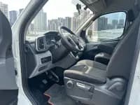 Xintu V80 2023 2.0T Manual Classic Aoyuntong Short Wheelbase Mid-Roof 5/6 Seat — миниатюра 7