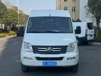 Xintu V80 2021 2.0T AMT Classic Aoyuntong 127PS Mid-wheelbase Mid-roof 6/7/8/9-seat — миниатюра 2