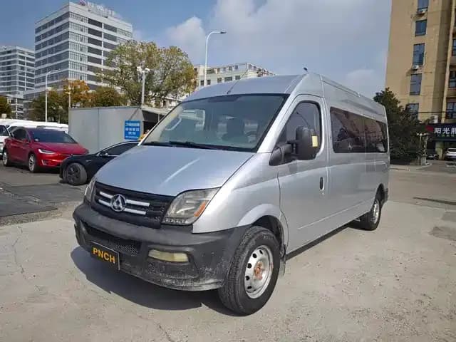 Xintu V80 2015 2.5T Manual Business Edition Long Wheelbase Mid-Roof