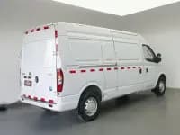 Xintu V80 2021 2.0T Manual Classic City Delivery King Long Wheelbase Mid-Roof 3-Seater — миниатюра 2