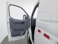 Xintu V80 2021 2.0T Manual Classic City Delivery King Long Wheelbase Mid-Roof 3-Seater — миниатюра 8