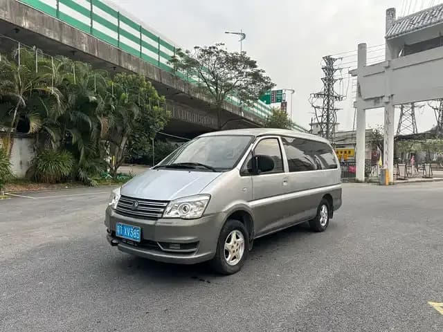 Lingzhi 2014 M5 Q3 2.0L 7-seater Long Wheelbase Comfort Model