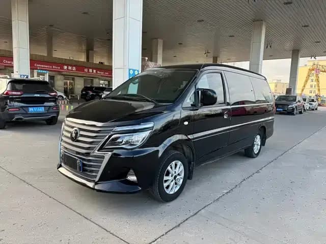 Lingzhi 2022 Model, Striving Edition M5L 1.6L Luxury 7-Seater