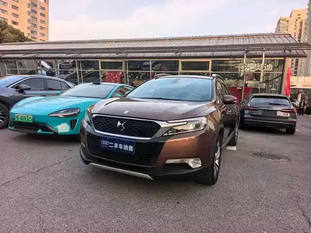 DS 6 2014 1.6T Luxury Edition THP160