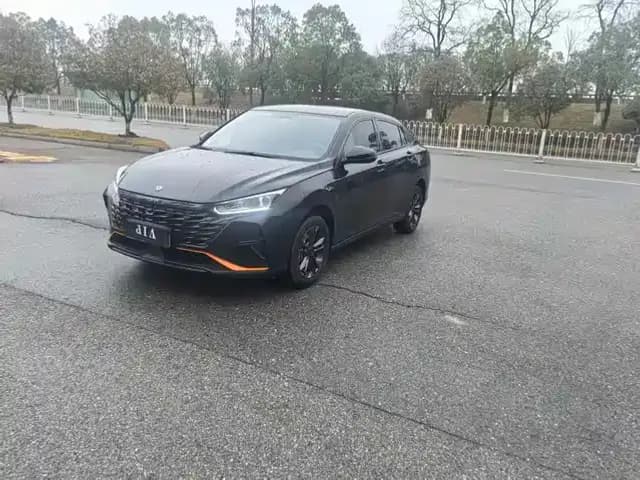 Aeolus Yixuan 2023 1.5L Automatic Glory Edition