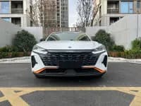 Aeolus Yixuan 2023 1.5L Automatic Glory Edition — миниатюра 2