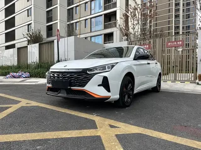 Aeolus Yixuan 2023 1.5L Automatic Glory Edition