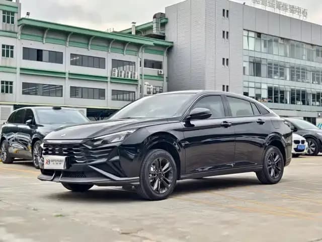 Aeolus Yixuan 2025 1.5L Automatic Luxury Edition
