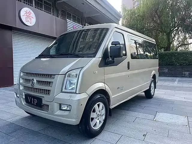 Dongfeng Xiaokang C37 2015 Model 1.5L Classic II DK15-06