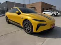 eπ007 2025 Pure Electric 565 AWD Max Navigator Edition — миниатюра 3