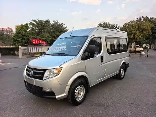 Yufeng 2016 2.5T Leading Edition Yulibao High-Spec Short Wheelbase Mid-Roof ZD25