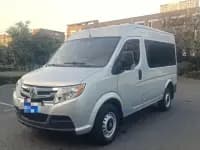 Yufeng 2018 2.5T Logistics Van A100 Short Wheelbase Medium Roof 5-9 Seats National V Emission Standard ZD25 — миниатюра 3