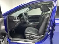 Camry 2021 Hybrid 2.5HG Luxury Edition — миниатюра 18