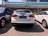 Ford Focus 2012 Sedan 1.6L Automatic Comfort — миниатюра 5