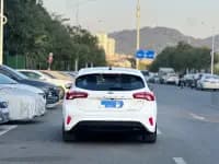 2021 Ford Focus Hatchback EcoBoost 180 Automatic ST Line — миниатюра 12