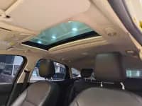 Ford Focus 2012 Hatchback 1.6L Automatic Fashion Edition — миниатюра 12