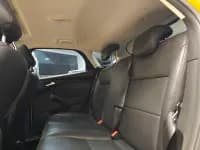 Ford Focus 2012 Hatchback 1.6L Automatic Fashion Edition — миниатюра 22