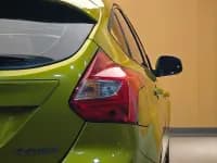 Ford Focus 2012 Hatchback 1.6L Automatic Fashion Edition — миниатюра 25