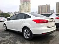 Ford Focus 2017 Sedan 1.6L Automatic Comfort Smart Edition — миниатюра 4