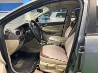 Ford Focus 2009 Sedan 1.8L Automatic Fashion Edition — миниатюра 11