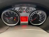 Ford Focus 2009 Sedan 1.8L Automatic Fashion Edition — миниатюра 23