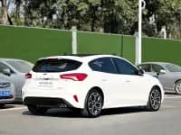 2021 Ford Focus Hatchback EcoBoost 180 Automatic ST Line — миниатюра 14