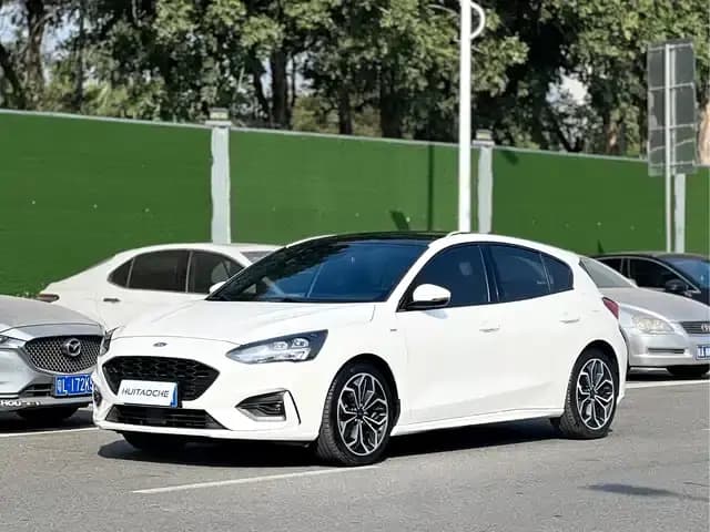 2021 Ford Focus Hatchback EcoBoost 180 Automatic ST Line