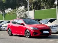 2019 Ford Focus Hatchback EcoBoost 180 Automatic ST Line — миниатюра 3