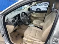 Ford Focus 2013 Sedan Classic 1.8L Automatic Fashion Edition — миниатюра 8