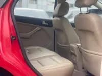 Ford Focus 2011 Hatchback 1.8L Automatic Fashion Edition — миниатюра 12